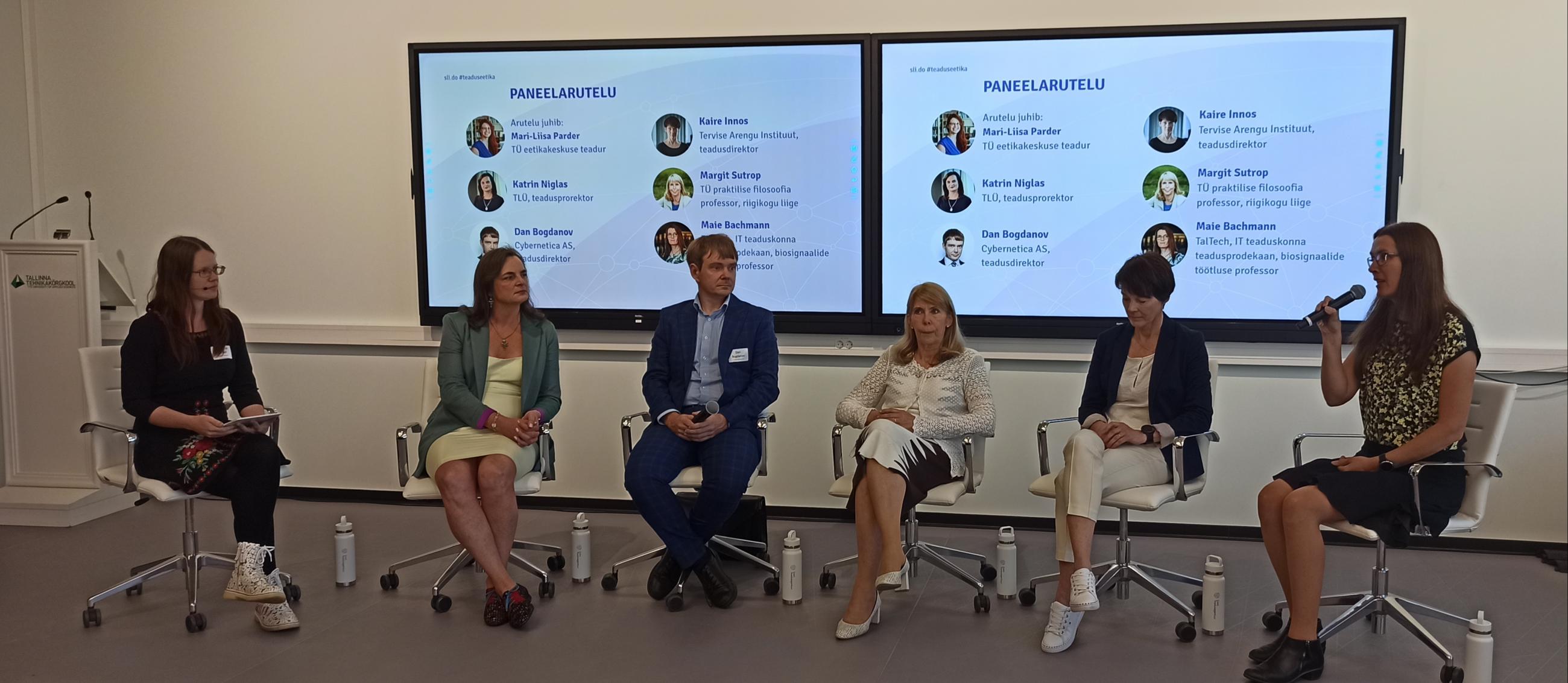 Paneelarutelul osalesid (vasakult) arutelujuht Mari-Liisa Parder (TÜ eetikakeskuse teadur), Katrin Niglas (TLÜ, teadusprorektor), Dan Bogdanov (Cybernetica AS, teadusdirektor), Margit Sutrop (TÜ praktilise filosoofia professor, riigikogu liige), Kaire Innos (Tervise Arengu Instituut, teadusdirektor) ja Maie Bachmann (TalTech, IT teaduskonna teadusprodekaan, biosignaalide töötluse professor).
