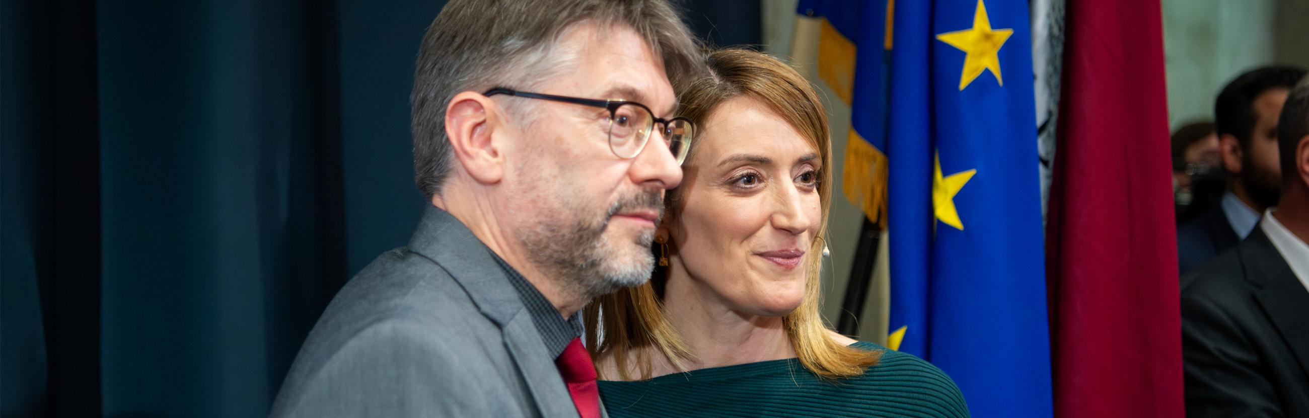 Tõnu Viik, Roberta Metsola