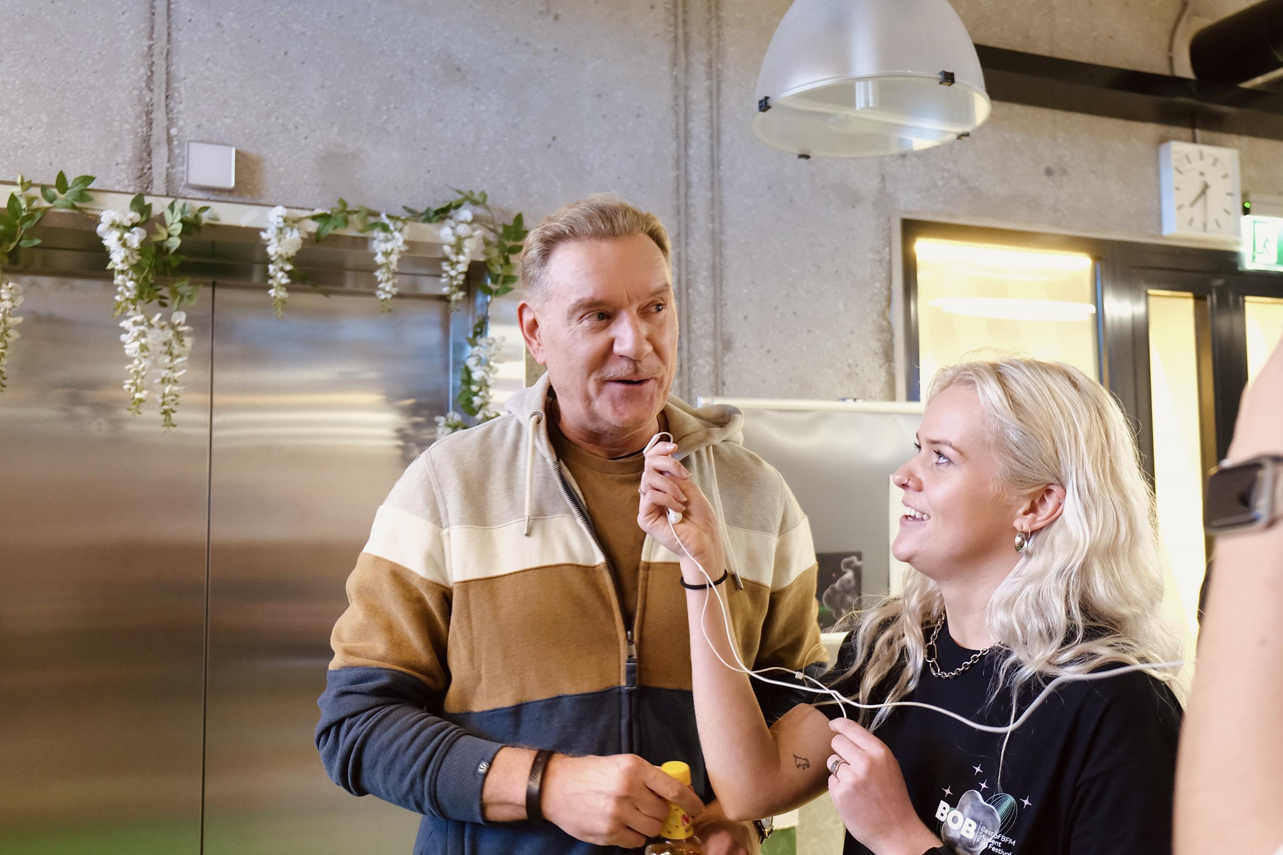 Mart Sander tudengifilme vaatamas