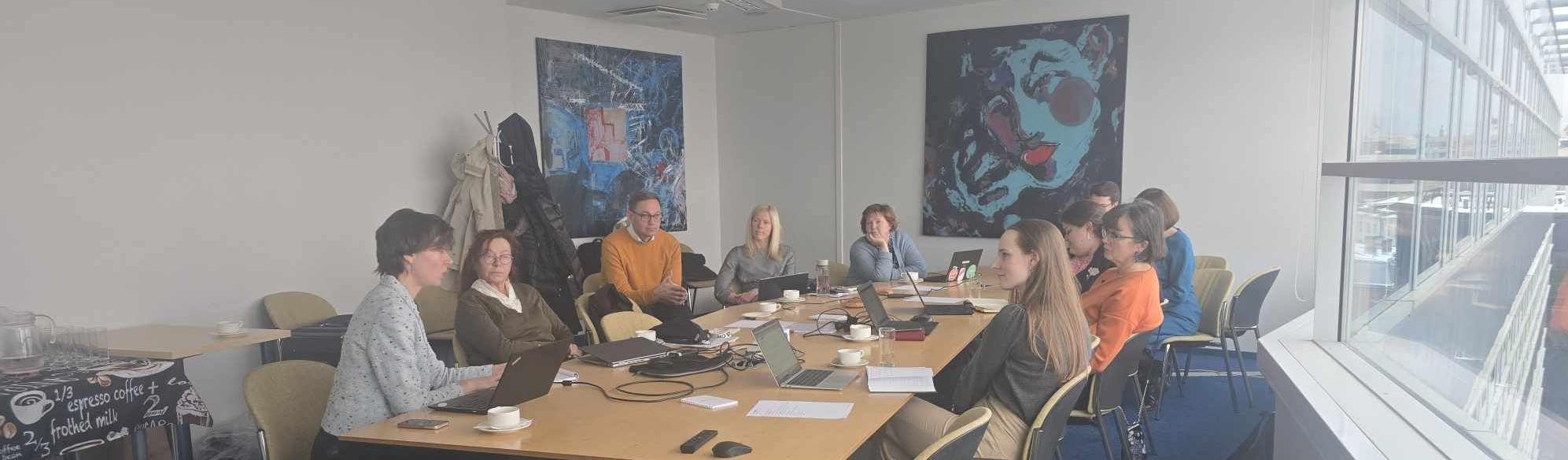 SAFE kohtumine TLÜ-s lauaümber on kõik SAFE projekti meeskonna liikmed ja Piret Potisepp Silver Strategyst