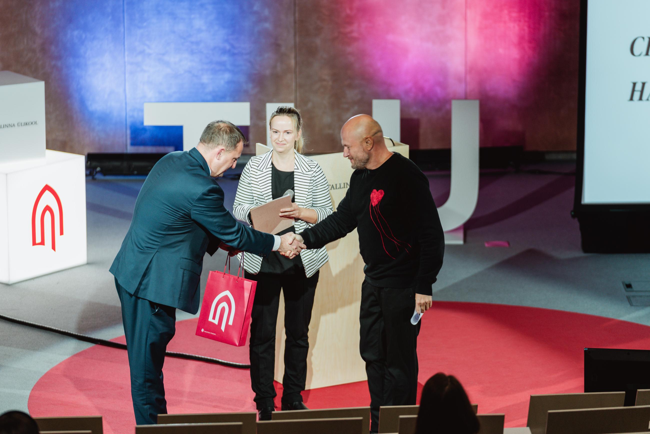 Vilistlaste tunnustamine 