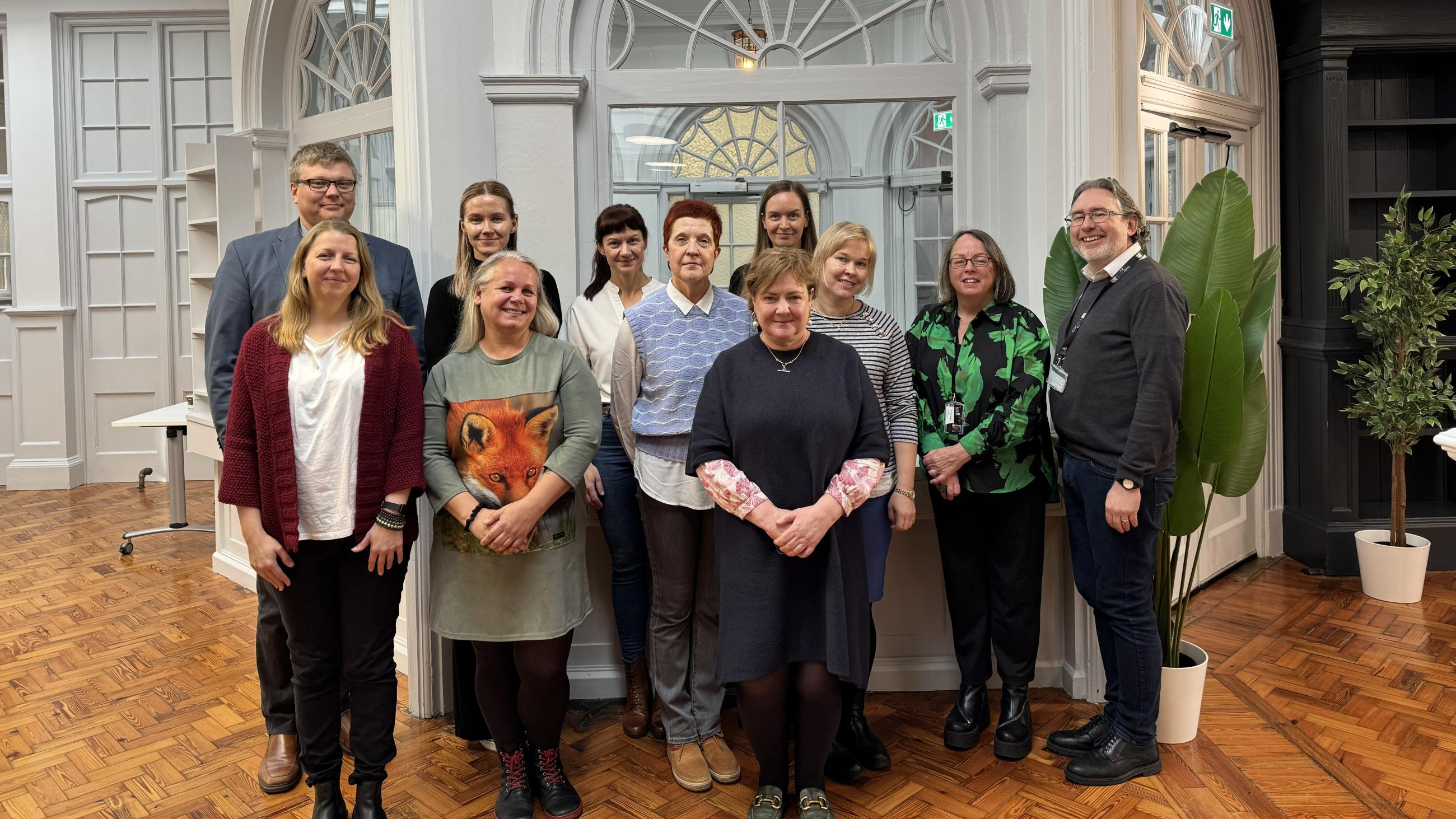 TLÜ strateegiabüroo meeskond koos Dún Laoghaire’i Kunsti, disaini ja tehnoloogia instituudi kolleegidega.