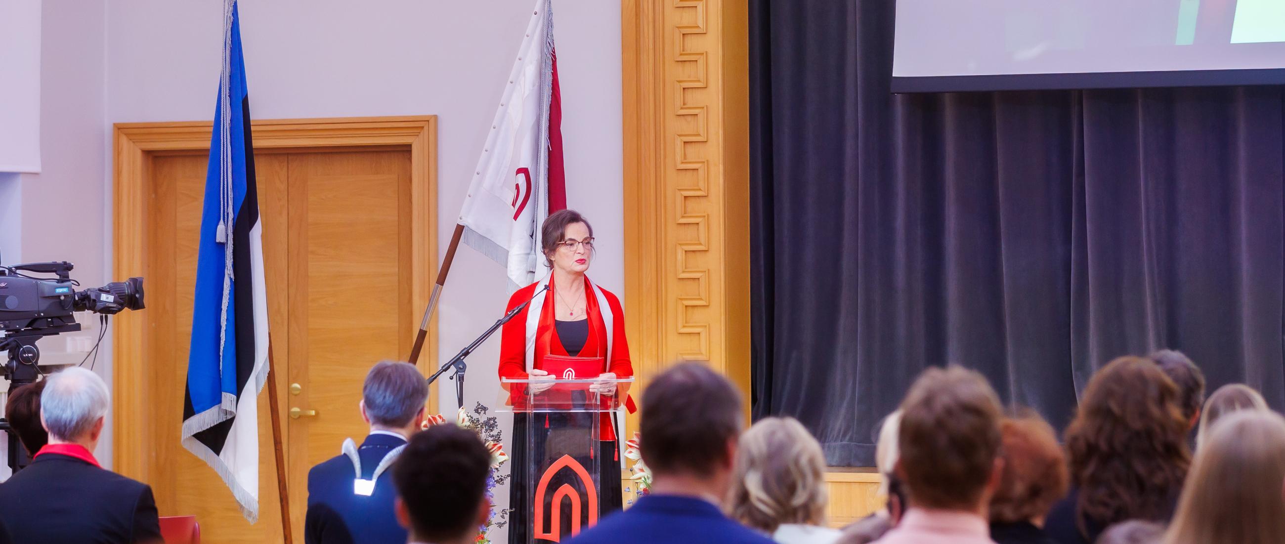 Katrin Niglas giving the speech