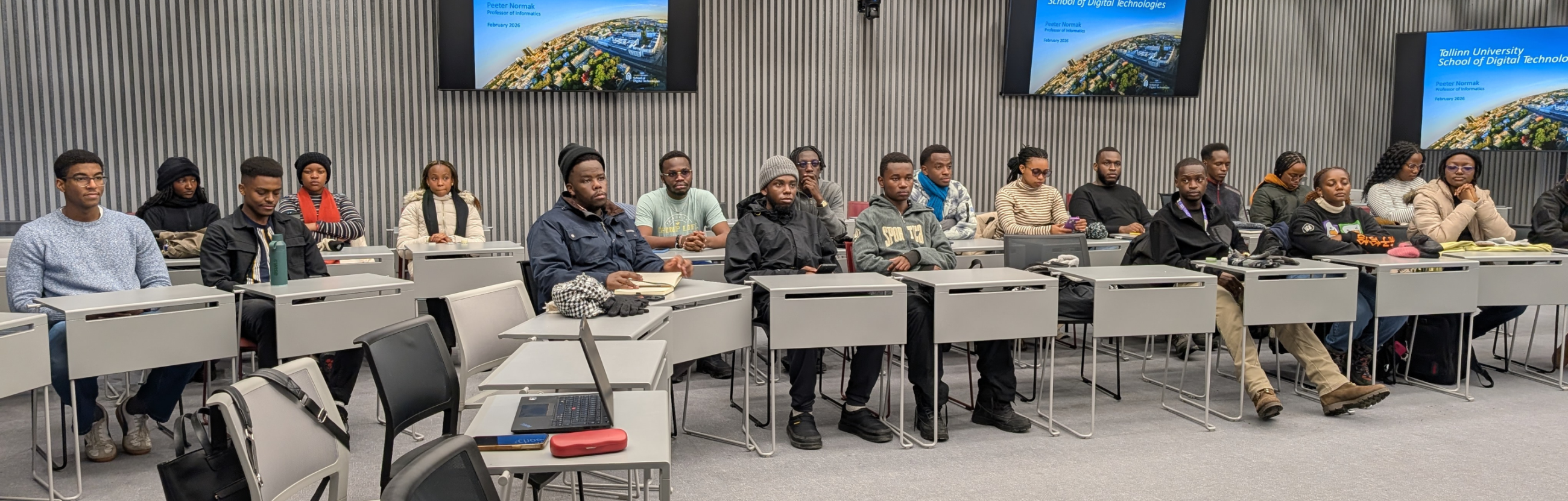 Digital Explorers tudengid auditooriumis