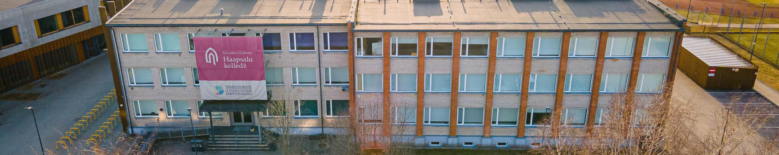 Haapsalu kolledži hustvaade