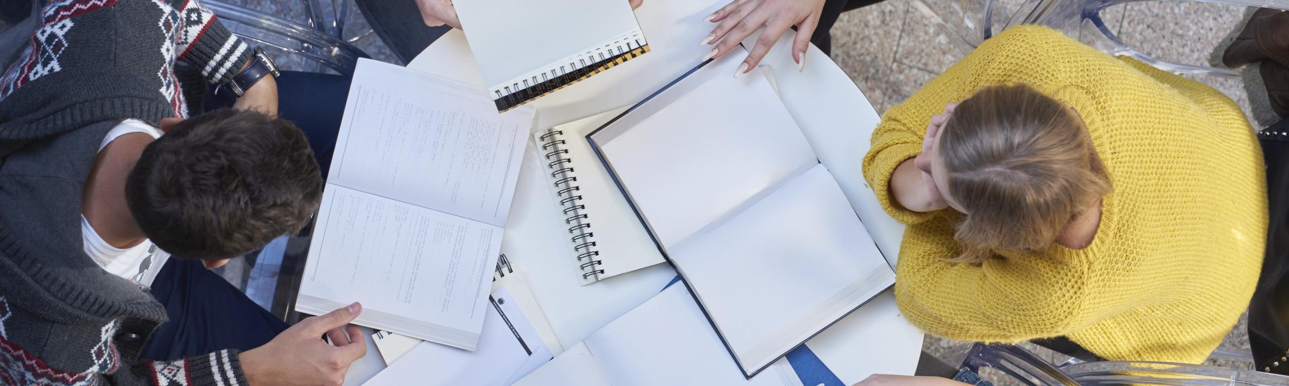 Ainekursuse analüüs