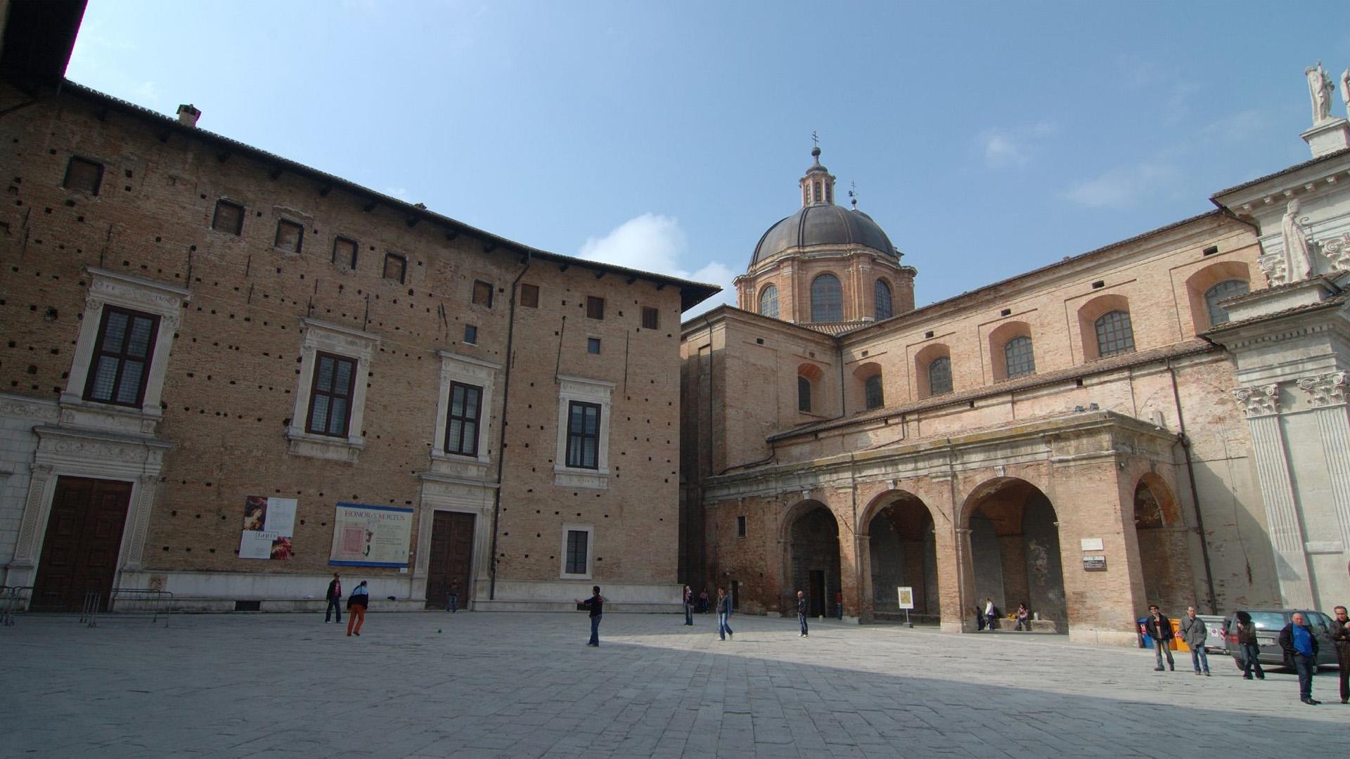 Università di Urbino Carlo Bo, Italy