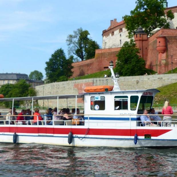 Turismilaev Visla jõel