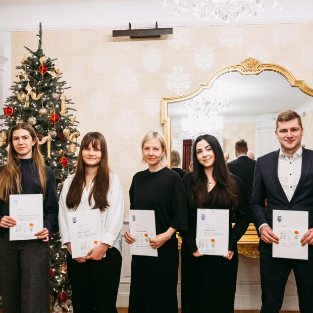 Tallinna Ülikooli stipendiaadid rivis