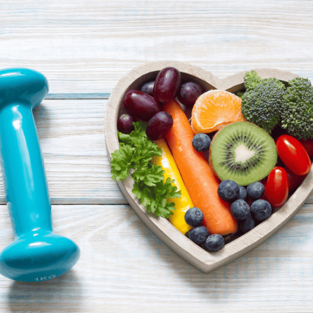 Tevislikud hantel ja toit