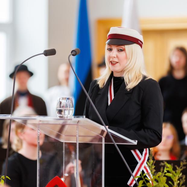 Karmen Klaasen Priit Reiska inaugureerimisel. Foto Arno Mikkor