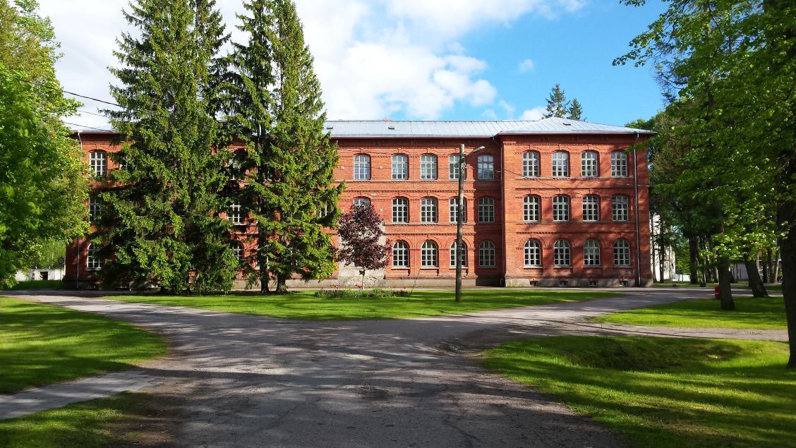 Koolimaja