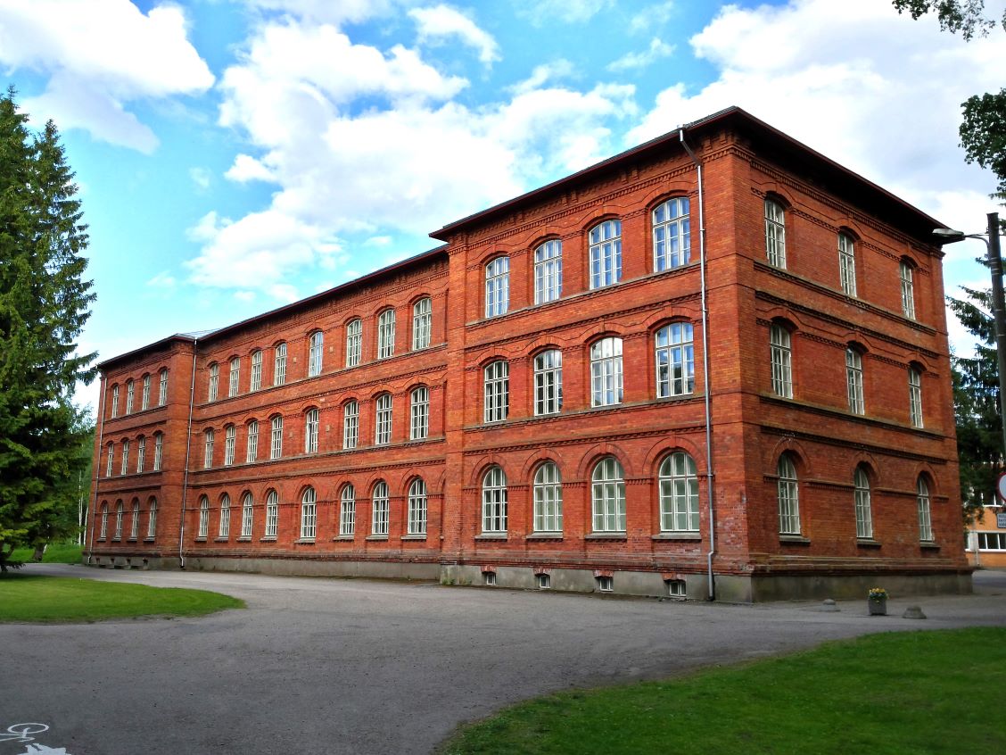 Koolimaja