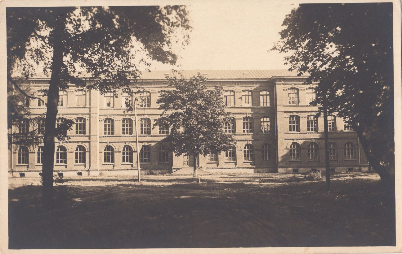 Koolimaja